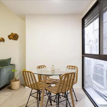 Renovated Large 3Rm Apartment 5 Min From The Beach تل أبيب المظهر الخارجي الصورة