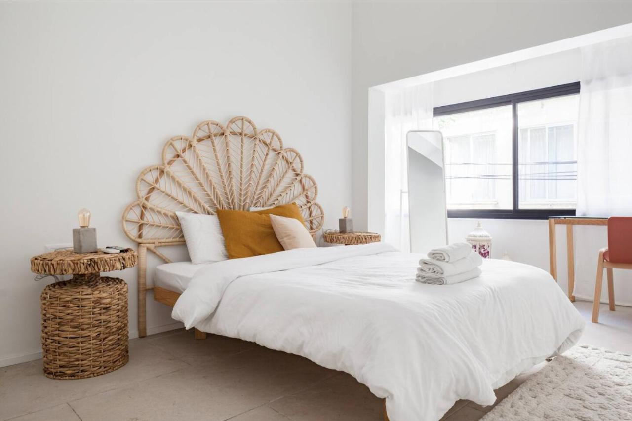 Renovated Large 3Rm Apartment 5 Min From The Beach تل أبيب المظهر الخارجي الصورة